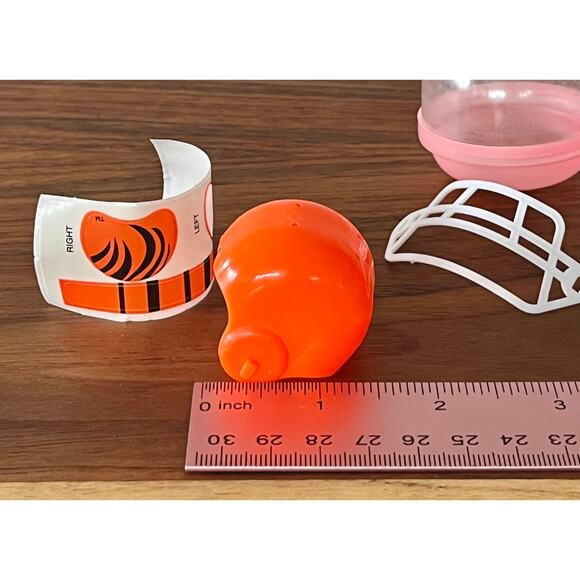 Vtg NFL Mini Gumball Vending Machine Plastic Cincinnati Bengals Football Helmet - Picture 5 of 8